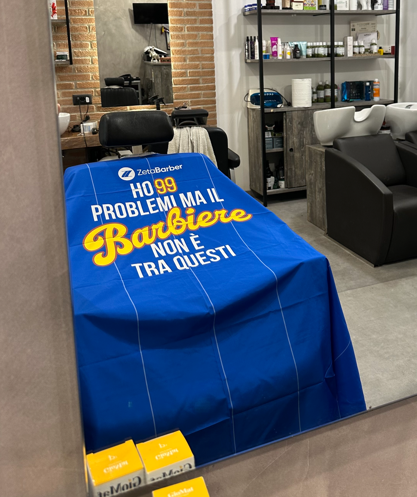 Kit Barberia - 12 Cere Lucide e Mantellina